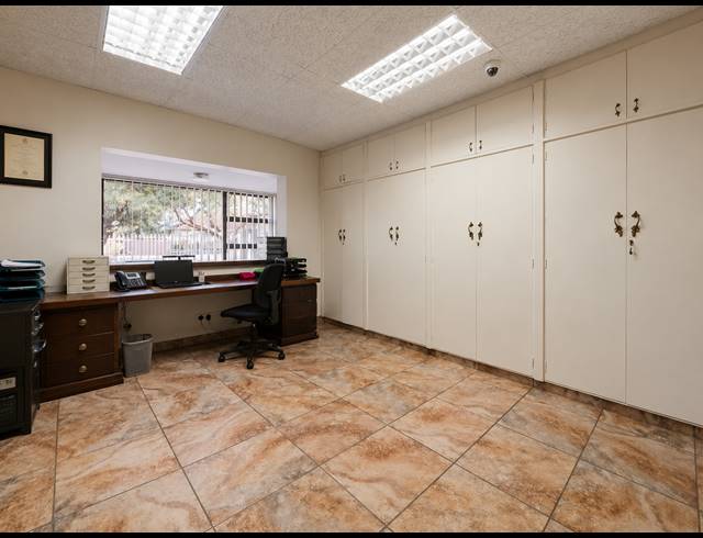 550M² MEDICAL SUITE FOR SALE IN VEREENIGING CENTRAL